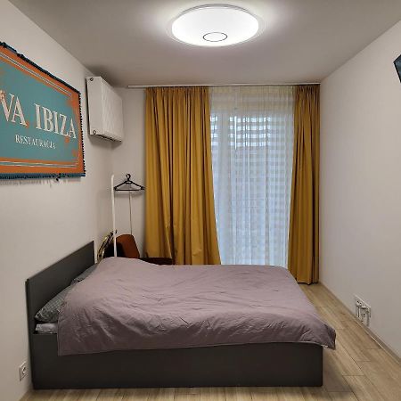 Apartamenty Galeria Polnocna Warsaw Exterior photo