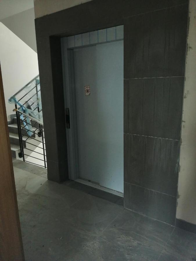 Apartamenty Galeria Polnocna Warsaw Exterior photo
