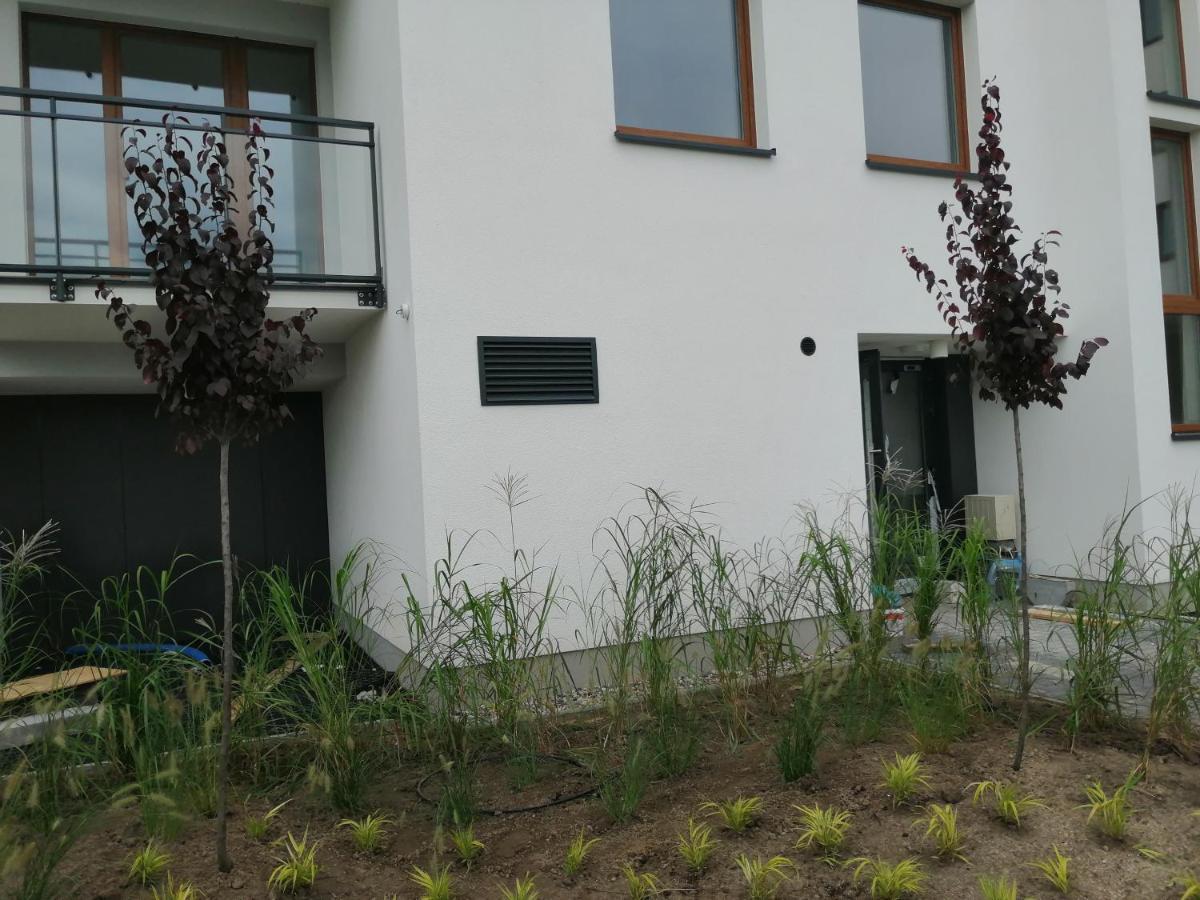 Apartamenty Galeria Polnocna Warsaw Exterior photo